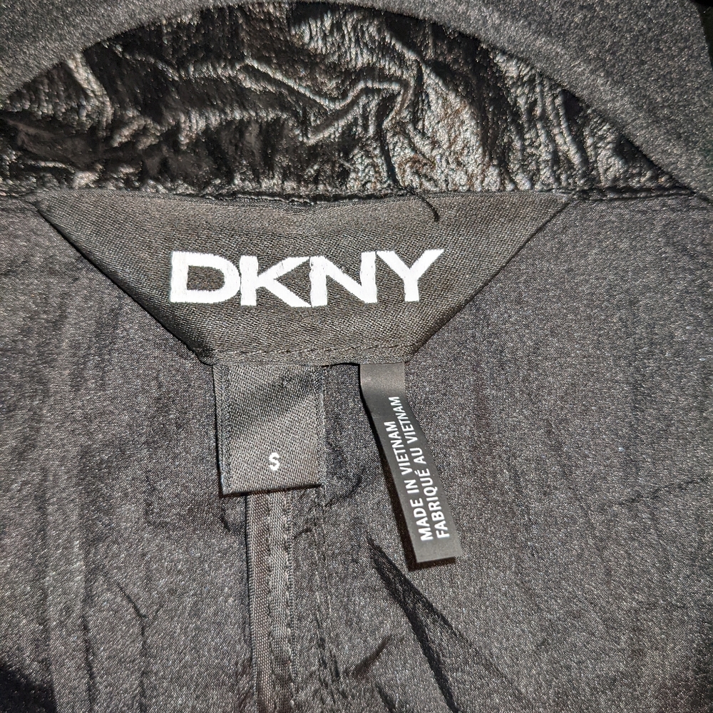 Lightweight Dkny Jacket - image 3